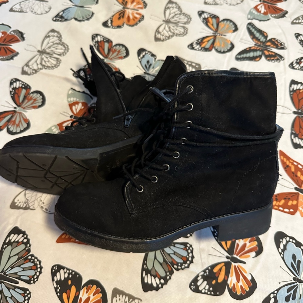 Hurley Women's Lace-Up Black Boots